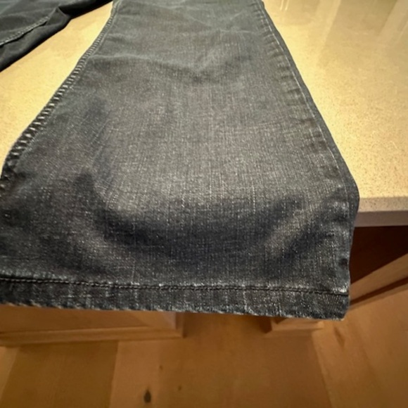 Banana Republic Men's Slim Fit 38x32 Straight Leg Darker Wash - Picture 3 of 8